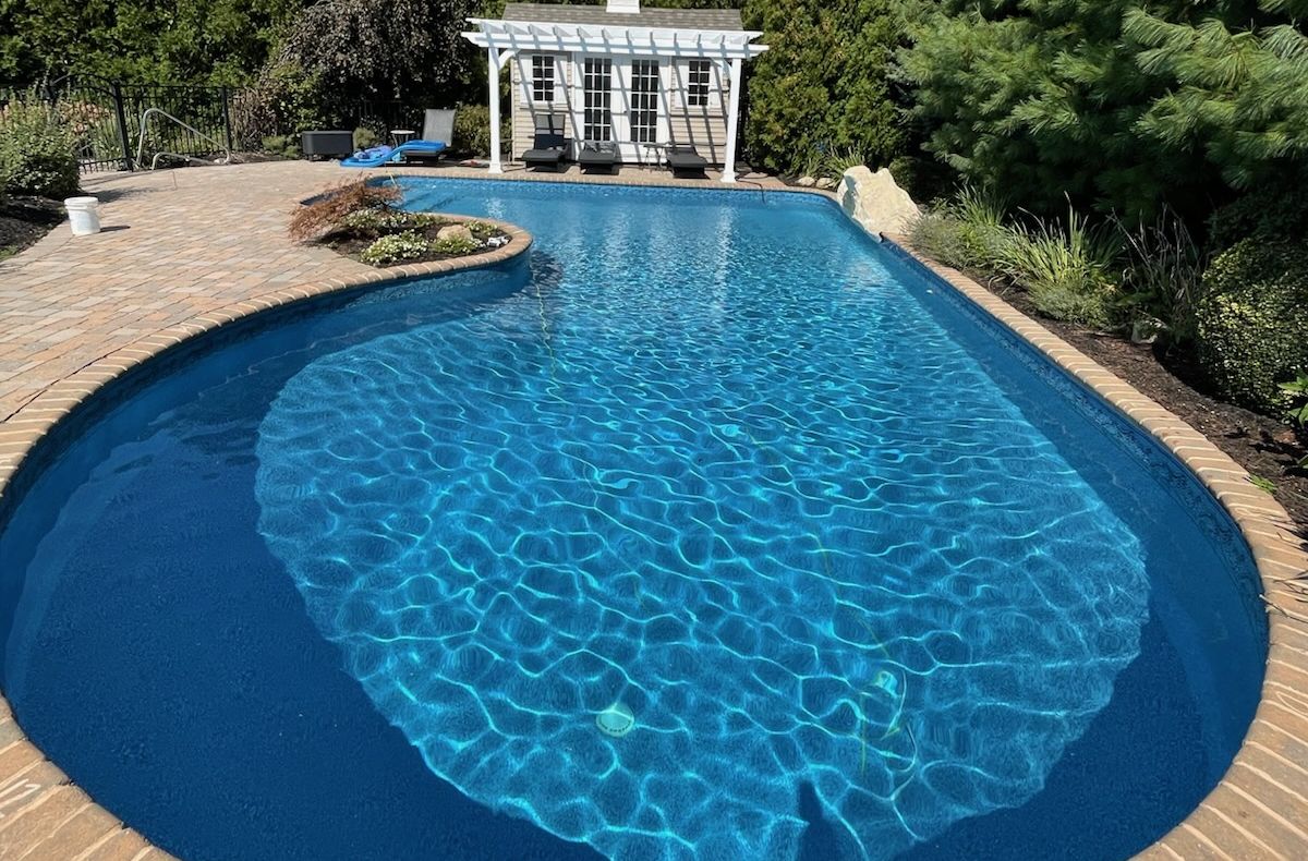 A pool Pro Tech maintains